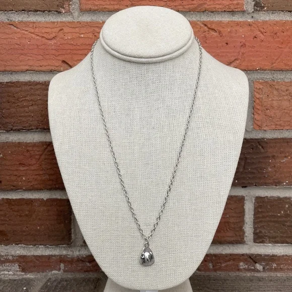 Ace of Spades Necklace Set with Spaced Navajo Style Pearls - Picture 5 of 6